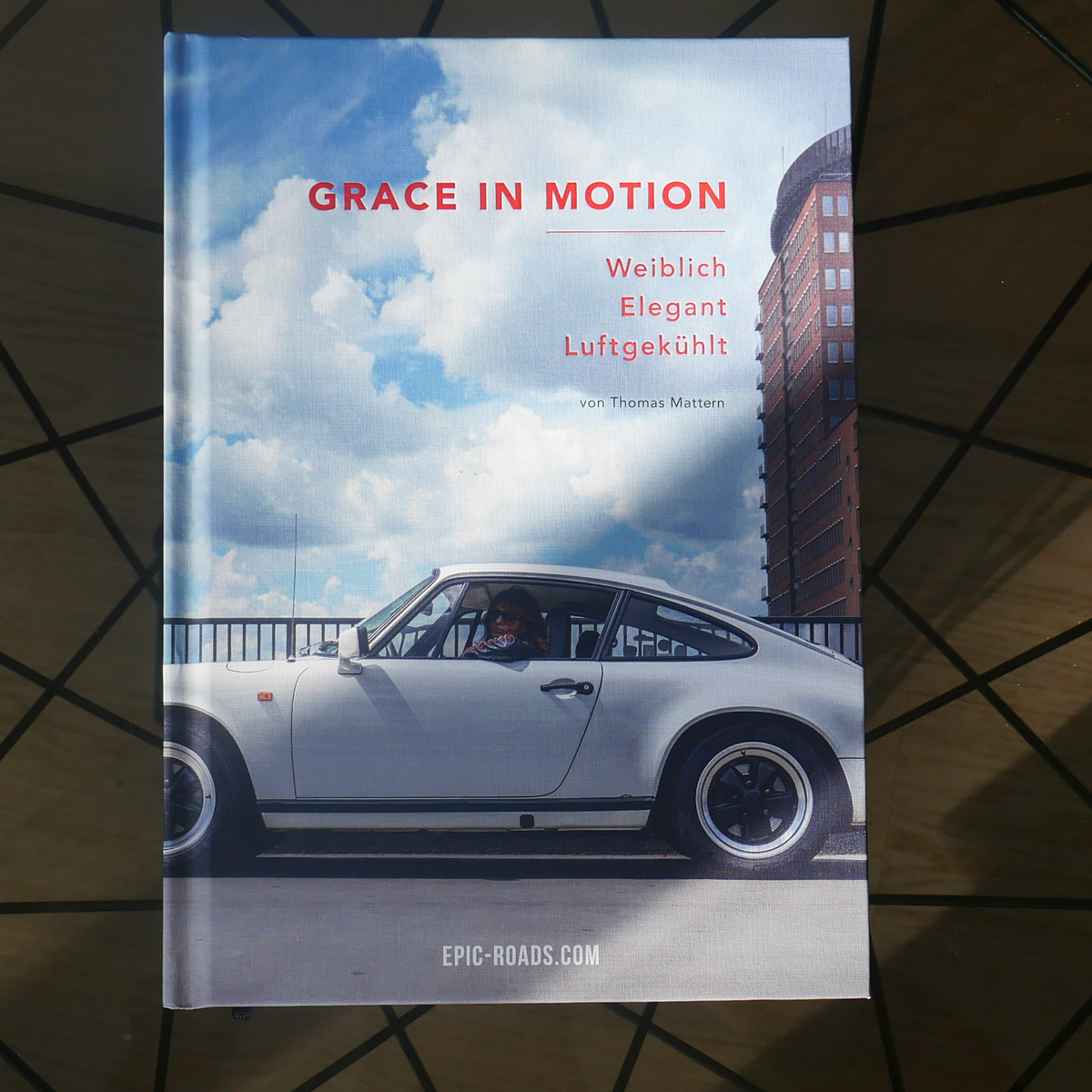Grace in Motion - Weiblich, elegant, luftgekühlt (deutsche Version)